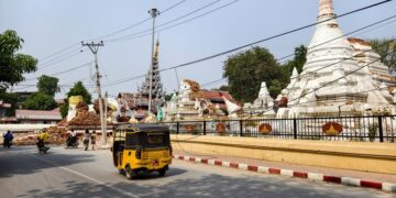 Aid rushes into Myanmar after earthquake kills over 1,600, ravages cities