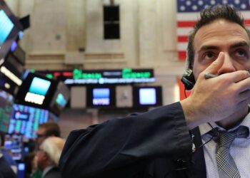 How the Dot-Com and 2008 Crashes Helped Top Fund Manager Outperform