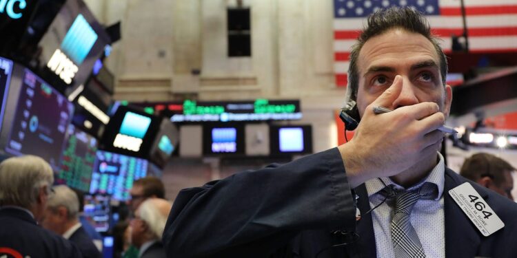 How the Dot-Com and 2008 Crashes Helped Top Fund Manager Outperform