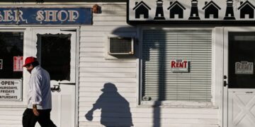 The Stock Market's Pain Can Hit the Economy: the Wealth Effect Explained