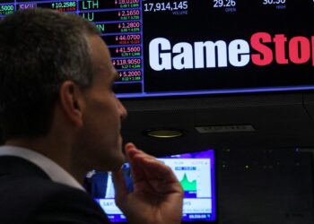 GameStop to close more stores, invest in Bitcoin. Are Ohio locations safe?