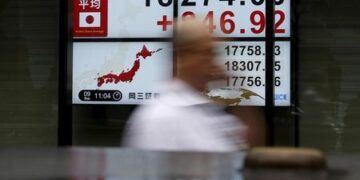 Japanese Shares Rise as Trump Softens Stance on Fed, Optimism on US-China Trade