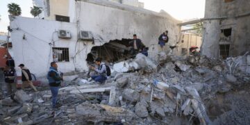 Israeli missiles strike Gaza hospital, patients evacuated