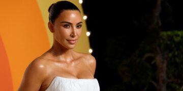 'Grandpa robbers' go on trial in Paris over Kim Kardashian jewel heist