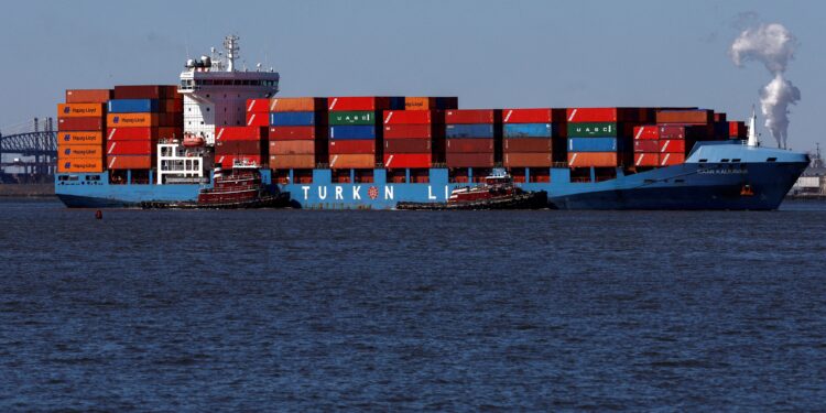 Instant View: Q1 US GDP shrinks amid import surge to front-run tariffs