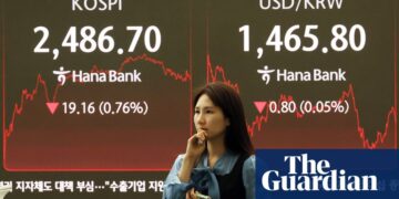 Global stock markets fall and dollar dives as Trump tariffs push investors to safe assets | Trump tariffs