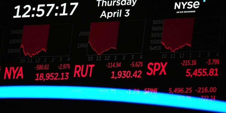 Think twice before bailing out of the stock market, financial advisers say