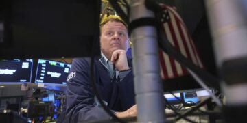 Stock futures plunge as investors digest Trump’s tariffs