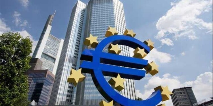 What are analysts saying ahead of the ECB policy decision later?