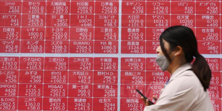 Asia markets soar, after President Trump pauses global tariffs : NPR