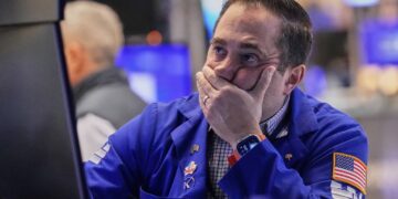 U.S. stocks drop as Nvidia slides and the fog of Trump's trade war thickens : NPR