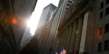 US Equity Indexes Advance This Week Amid Robust April Jobs Report, Easing China Trade Tensions