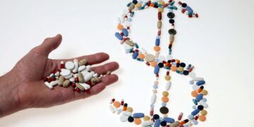 Trump's drug pricing order delivers blow to pharmacy benefit managers