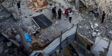 Israel calls on Qatar to 'stop playing both sides' in Gaza talks