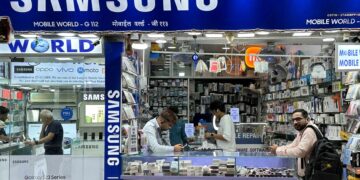 Samsung fights $520 million India tax demand, points to Reliance practice