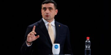 Thousands rally in Romania in EU support ahead of presidential election run-off