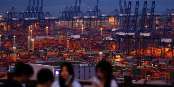Wary investors hope US-China talks cool high-stakes trade war