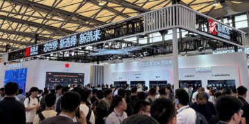 Exclusive-SiCarrier - Huawei partner in chips - seeks $2.8 billion in funds, sources say