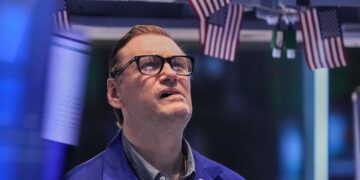 Asian stocks rise as US-China trade talks announced, China cuts interest rates
