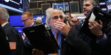 Stock Market Outlook: Retail Trader Bullishness Fading After Buying the Dip