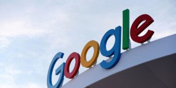 Alphabet share price plunges 7%, wipes off $150 billion market value as Apple plans to offer AI search options on Safari