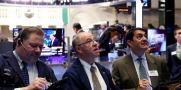 Wall St indexes rise ahead of Fed's interest rate verdict