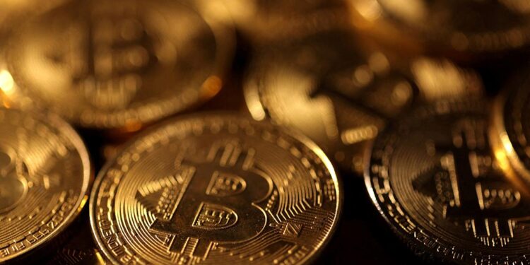 Bitcoin gains as Trump hints at US-Iran talks next week
