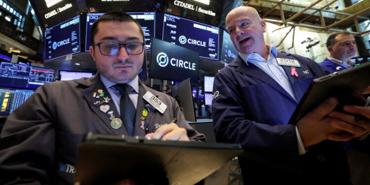 Forecasters don't expect much from stocks in 2025. Should you?