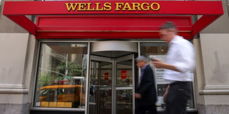 Jim Cramer's top 10 things to watch in the stock market Tuesday