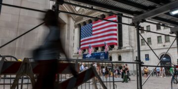 Jim Cramer's top 10 things to watch in the stock market Friday