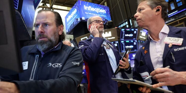 How the stock market may move on the Supreme Court's tariff decision