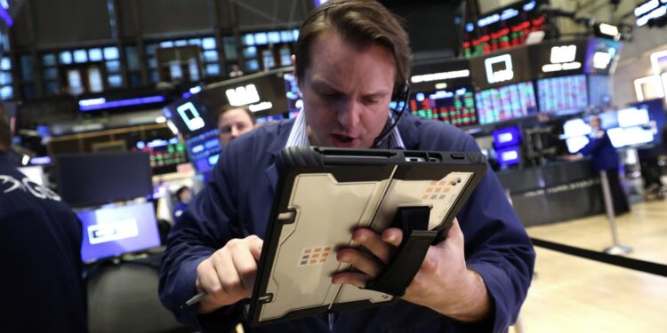 5 things to know before the market opens Tuesday