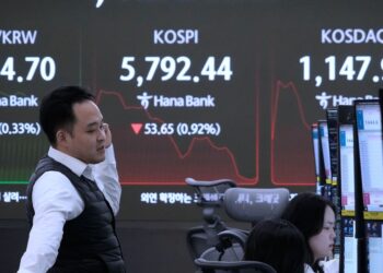 US stocks hold steadier a day after slumping on AI worries :: WRAL.com