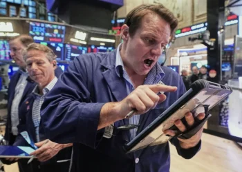 Wall Street weighs stock market winners amid the AI scare trade