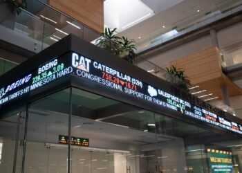 Professors caution students on stock market, good investment strategies