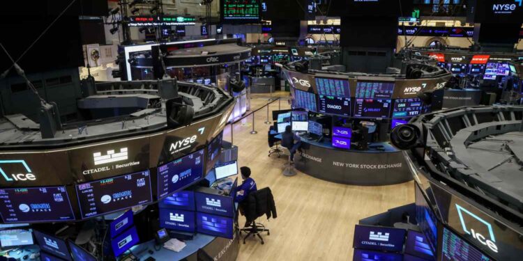 5 Things to Know Before the Stock Market Opens