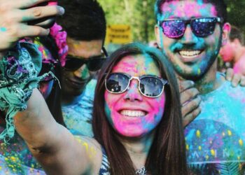 Top Asian Dividend Stocks To Watch In February 2026