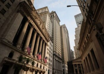 He worked on Wall Street for nearly 50 years. Here’s what he learned about your finances