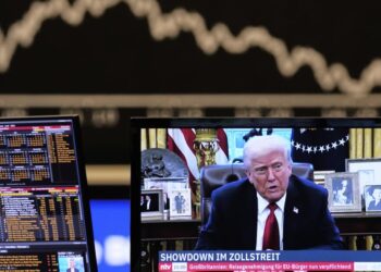 Hiltzik: Why investors are wary of U.S. stocks