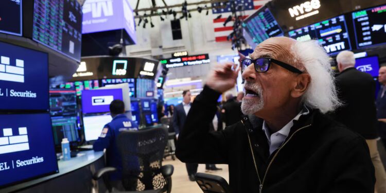 New York Stock Indices Reach Second Consecutive Record Highs