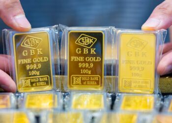 Gold ETFs Lose 930 Billion Won Amid Price Volatility, Returns Lag