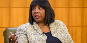 Supreme Court rules Trump cannot fire Fed Governor Lisa Cook for now