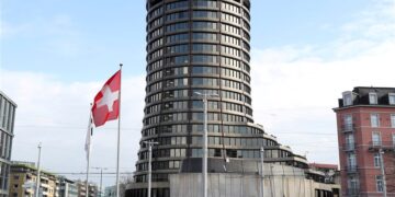 BIS Warns ‘Pressure Points’ Putting Global Economy at Risk – Other Media news