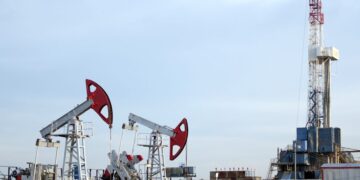 3 Oil And Gas Stocks With Margin And Balance Sheet Questions