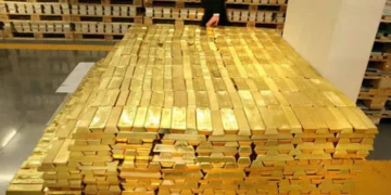 Gold holds at $4,015, silver at $57 per ounce after new US inflation data