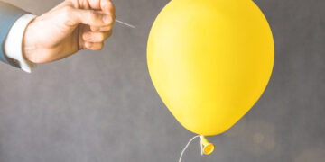 How the AI bubble could pop and take down the global economy, according to the BIS