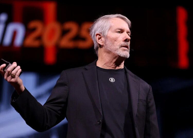 Michael Saylor's Bitcoin Treasury Strategy Has Finally Hit Its Breaking Point