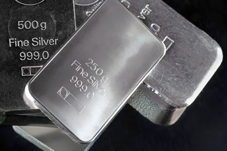 How High Can Silver Go? This New XAG/USD Price Prediction Shows 39% Upside Potential to $96