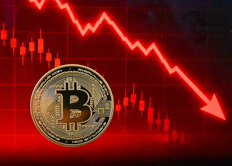 Crypto Market Tumbles As $180M In Positions Liquidated Within An Hour