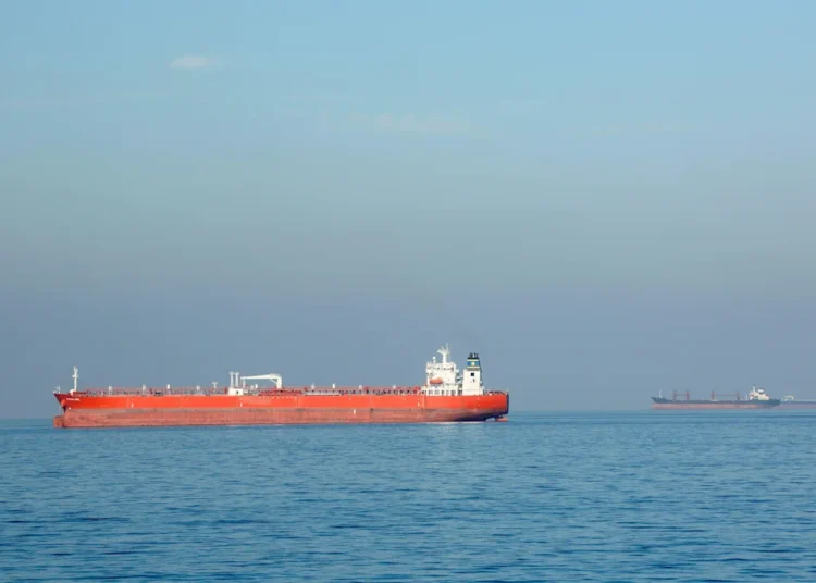 Oil prices retreat back to pre-war levels as vital shipping route reopens